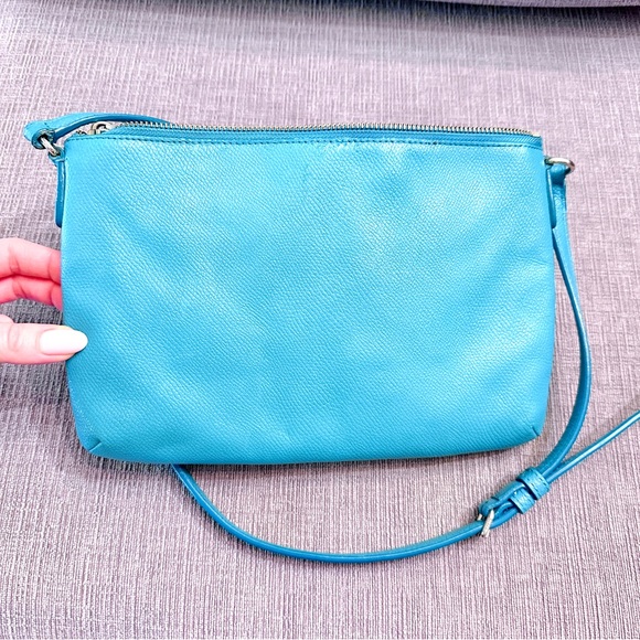 Coach Sky Blue Leather Crossbody Clutch/pouch/purse/bag - Picture 2 of 16